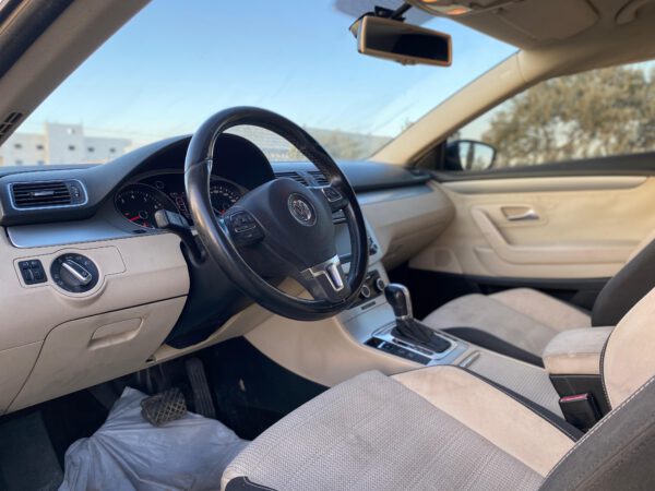 فولكس فاغن باسات موديل 2011 - الصورة 7