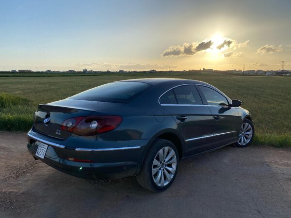 فولكس فاغن باسات موديل 2011 - الصورة 3