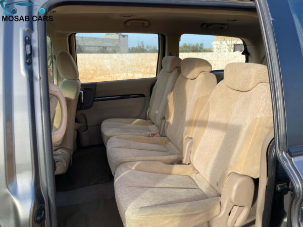 كيا كرنفال موديل 2011 - الصورة 9