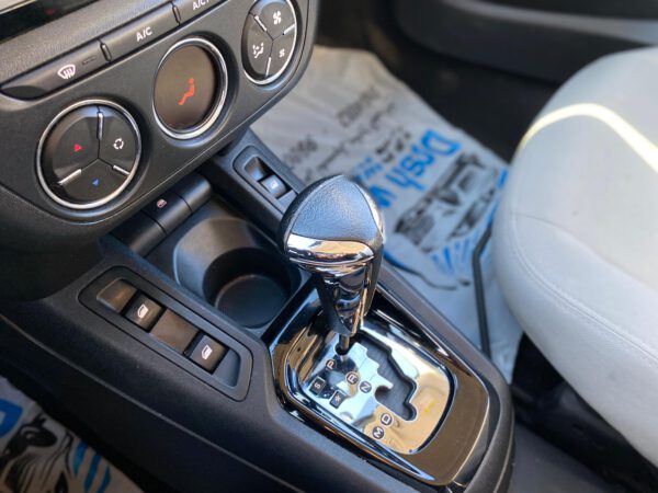 بيجو 301 موديل 2020 فرنسية الصنع - الصورة 20