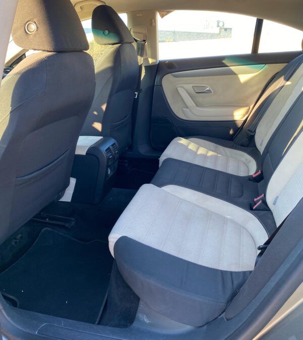 فولكس فاجن باسات 2011 – 1.8L TSI - الصورة 18