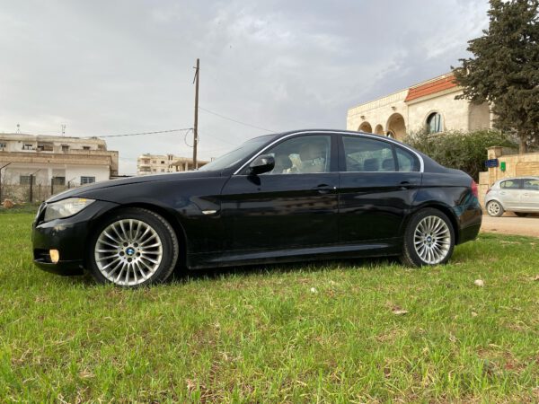 ⁦بي ام  2011- 323i⁩ - الصورة ⁦11⁩