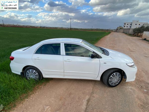 ⁦تويوتا كارولا موديل 2012⁩ - الصورة ⁦8⁩