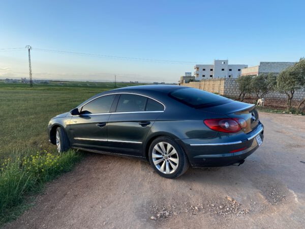 فولكس فاغن باسات موديل 2011 - الصورة 4