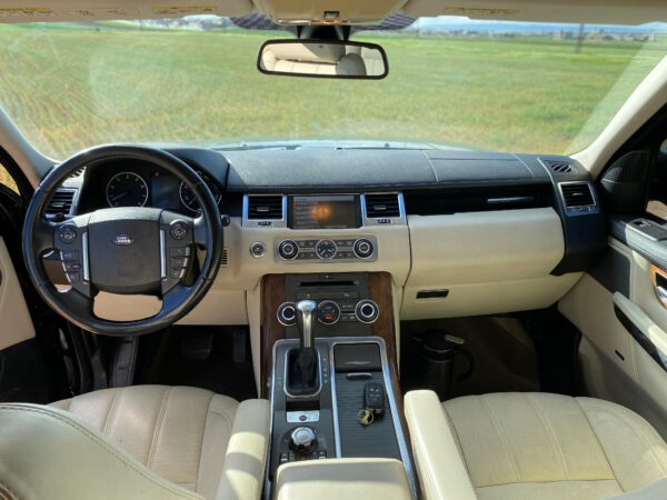 رنج روفر موديل 2011 – فخامة وأداء مميز - الصورة 8