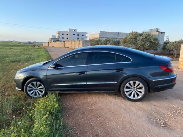 فولكس فاغن باسات موديل 2011 - الصورة 8