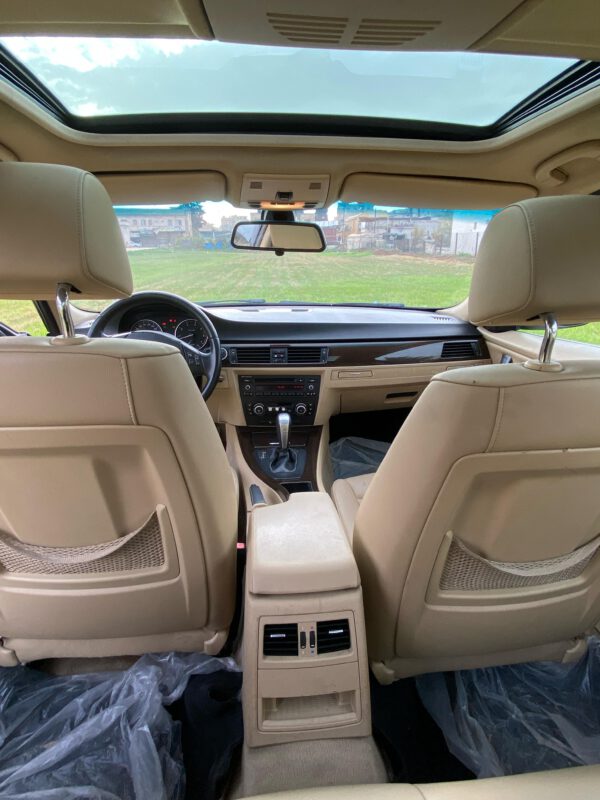 ⁦بي ام  2011- 323i⁩ - الصورة ⁦13⁩