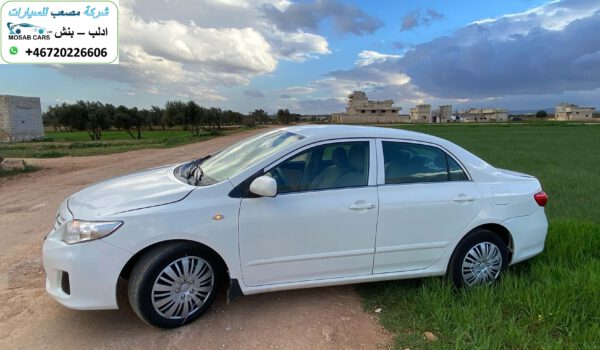 ⁦تويوتا كارولا موديل 2012⁩ - الصورة ⁦7⁩