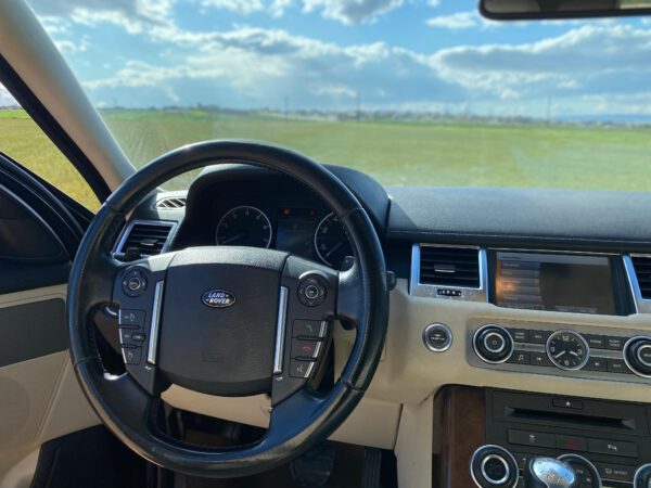 رنج روفر موديل 2011 – فخامة وأداء مميز - الصورة 10