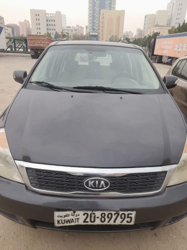 كيا كرنفال 2013 القصة الطويلة مع فتحة سقف و أبواب كهرباءيك - الصورة 2