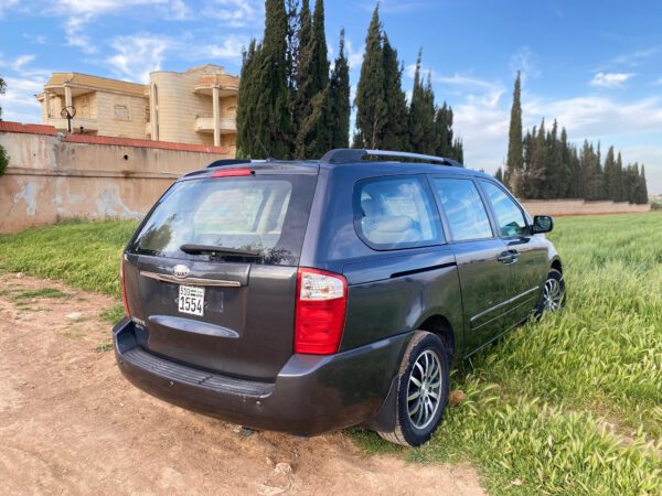 كيا كرنفال 2013 القصة الطويلة مع فتحة سقف و أبواب كهرباءيك - الصورة 8