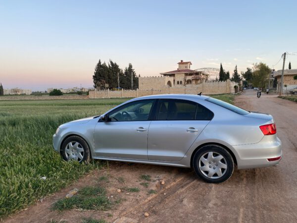 فولكسفاغن جيتي موديل 2012 - الصورة 18