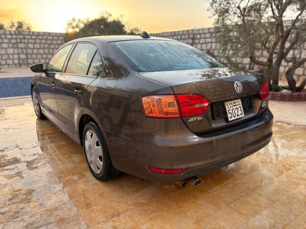 فولكس فاغن جيتا موديل 2012