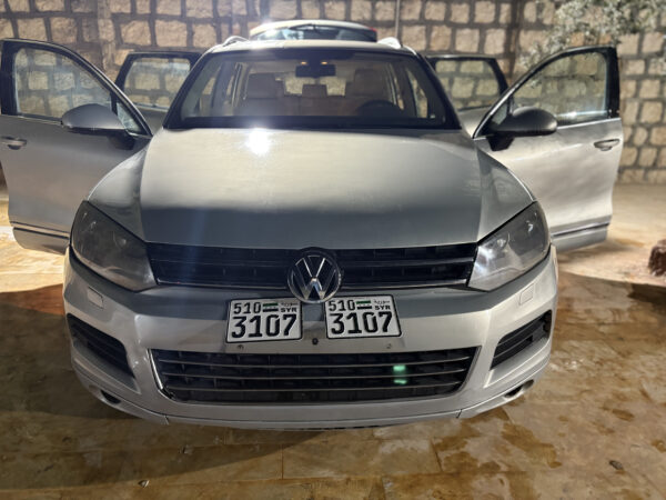⁦فولكس فاغن طوارق V6 موديل 2013 – فخامة وأداء قوي⁩ - الصورة ⁦12⁩