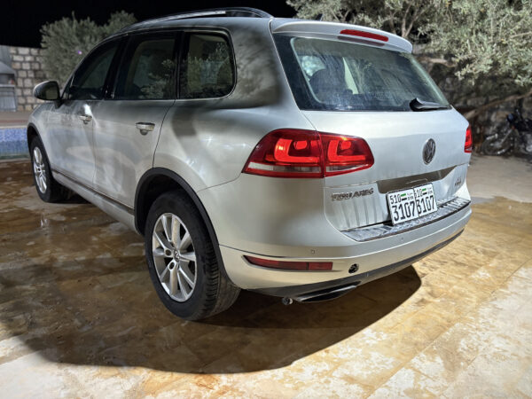 ⁦فولكس فاغن طوارق V6 موديل 2013 – فخامة وأداء قوي⁩ - الصورة ⁦14⁩